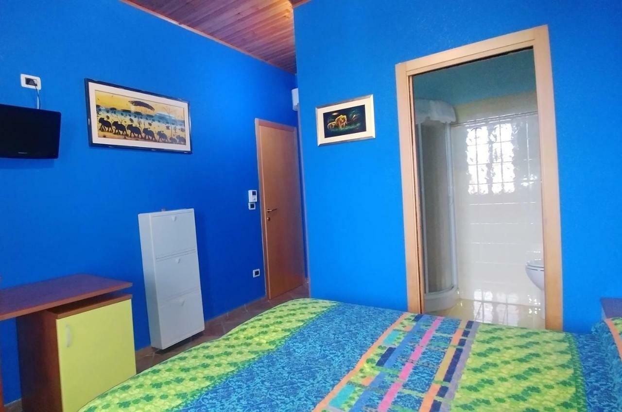 Porto Recanati Zimmer Bagian luar foto